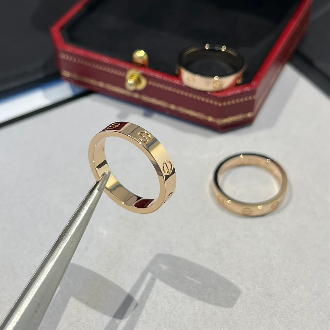 Кольцо Cartier 017