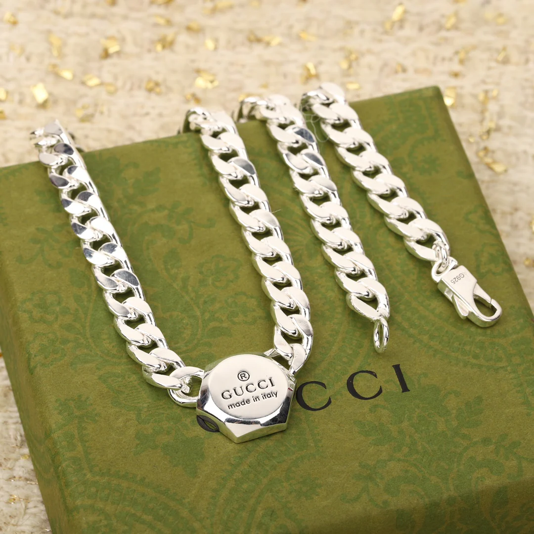 Gucci - Колье 022