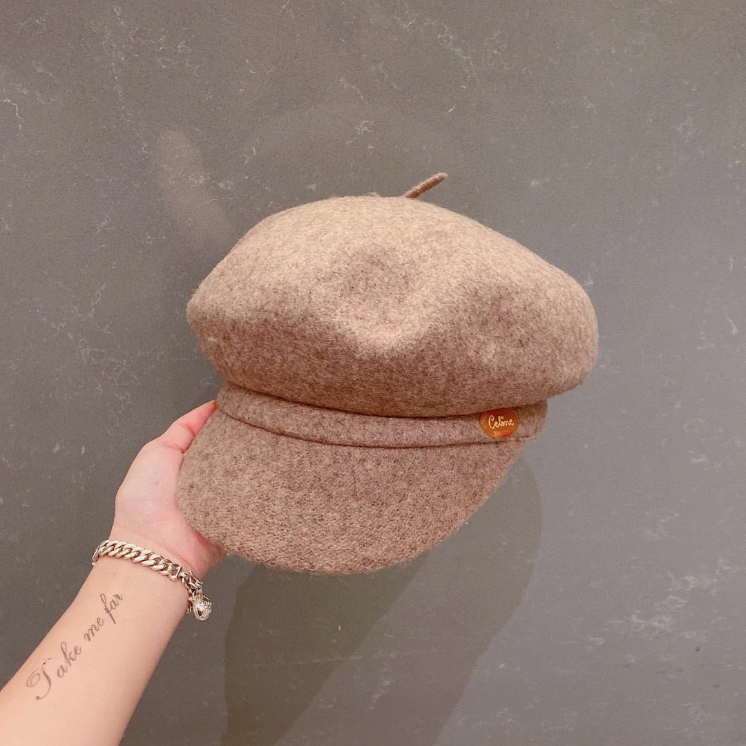 Шерстяной берет Celine — абрикосовый