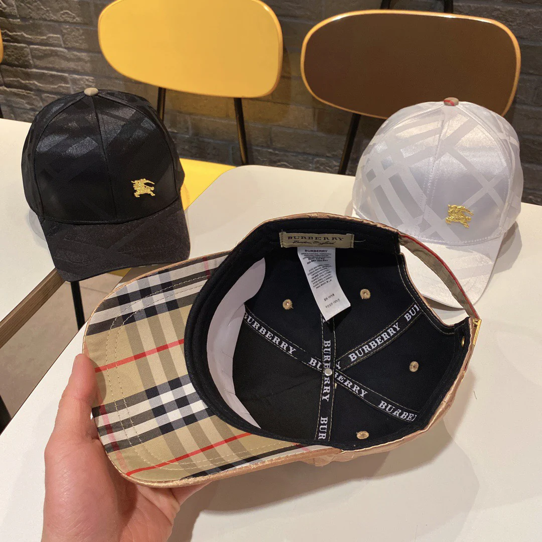 Burberry - Полосатая бейсболка