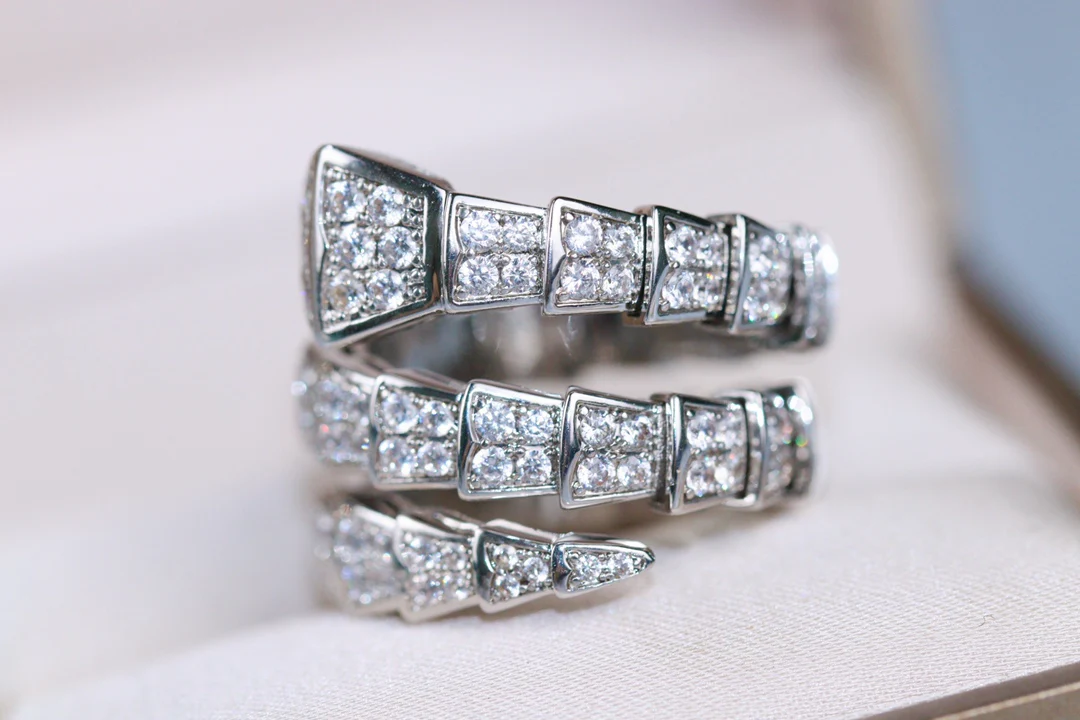 Кольцо Bvlgari - 50