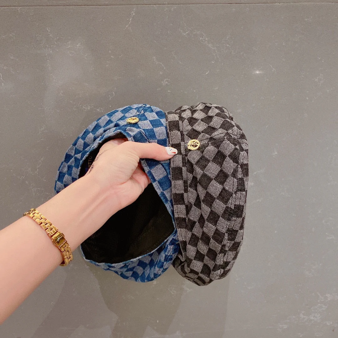 Берет LV Damier - черный