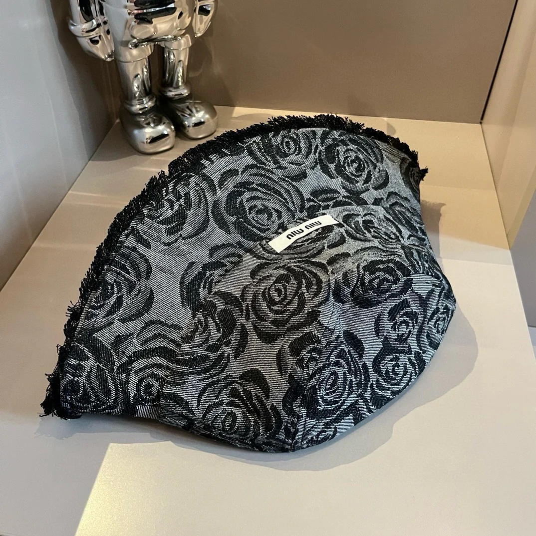 Панама Miu Miu Rose в ковбойском стиле - черная