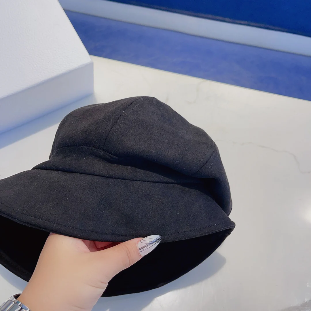 Замшевая рыбацкая шляпа Celine - черная