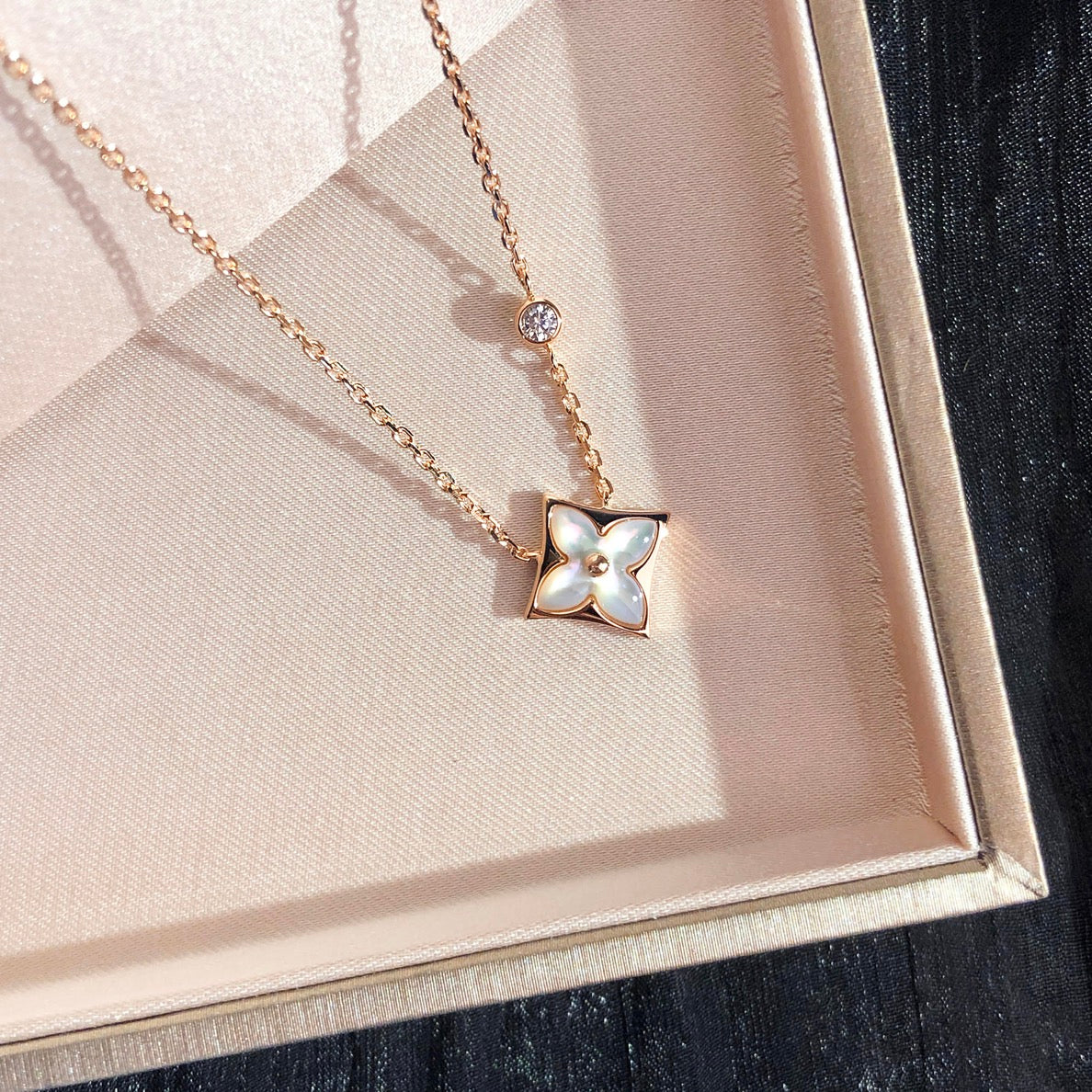 LV-Ожерелье 088