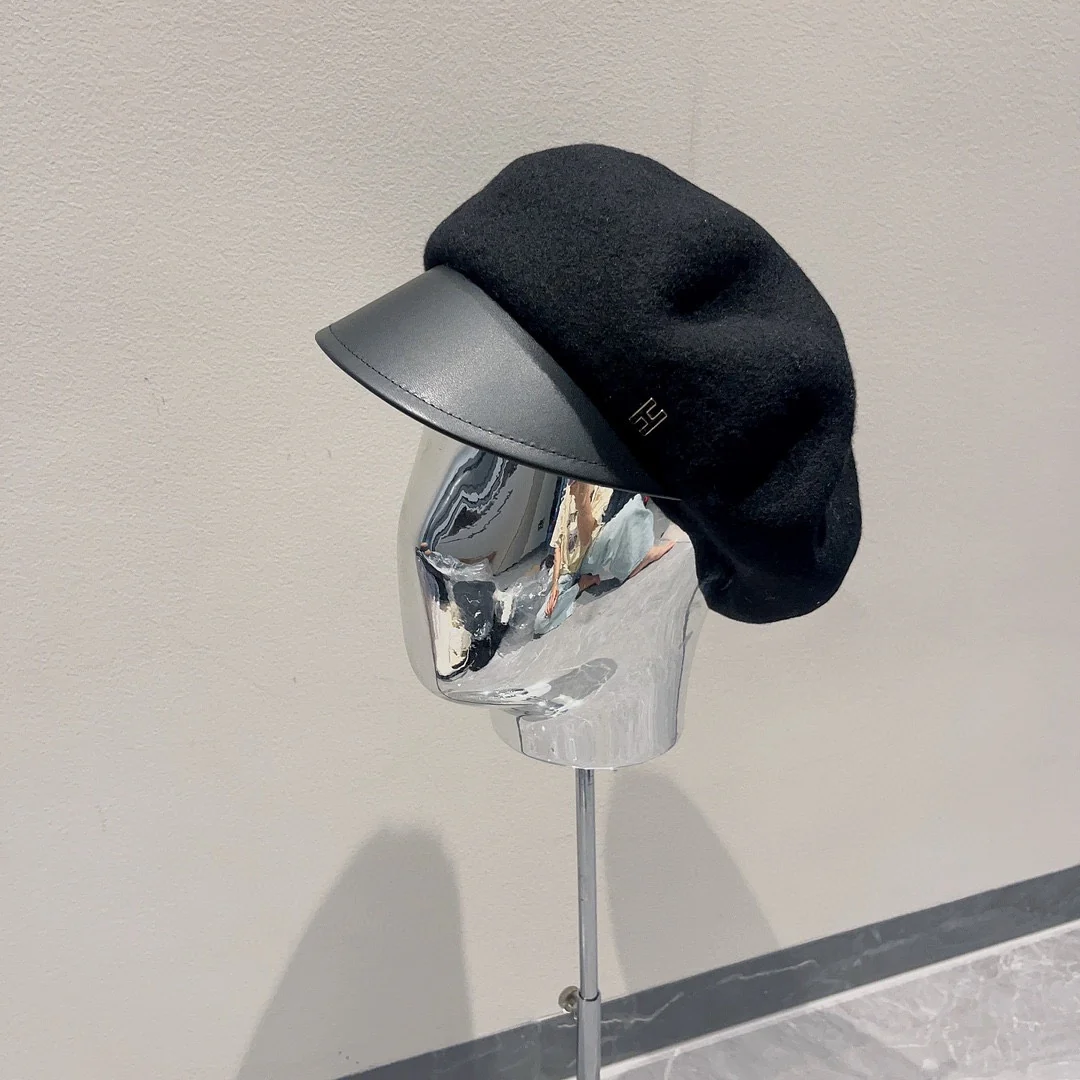 Берет Hermes из шерсти и кожи - черный