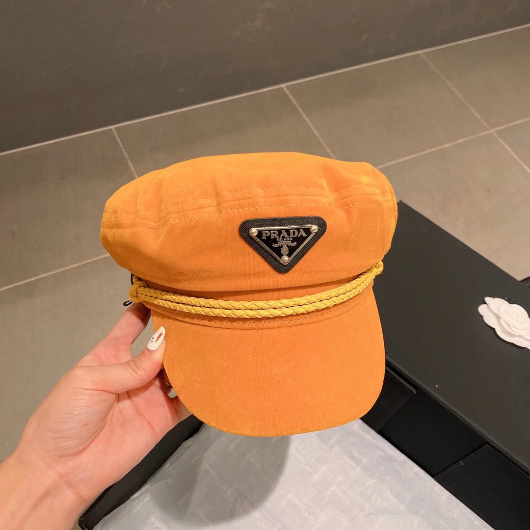 Кашемировая кепка Prada с козырьком - оранжевая