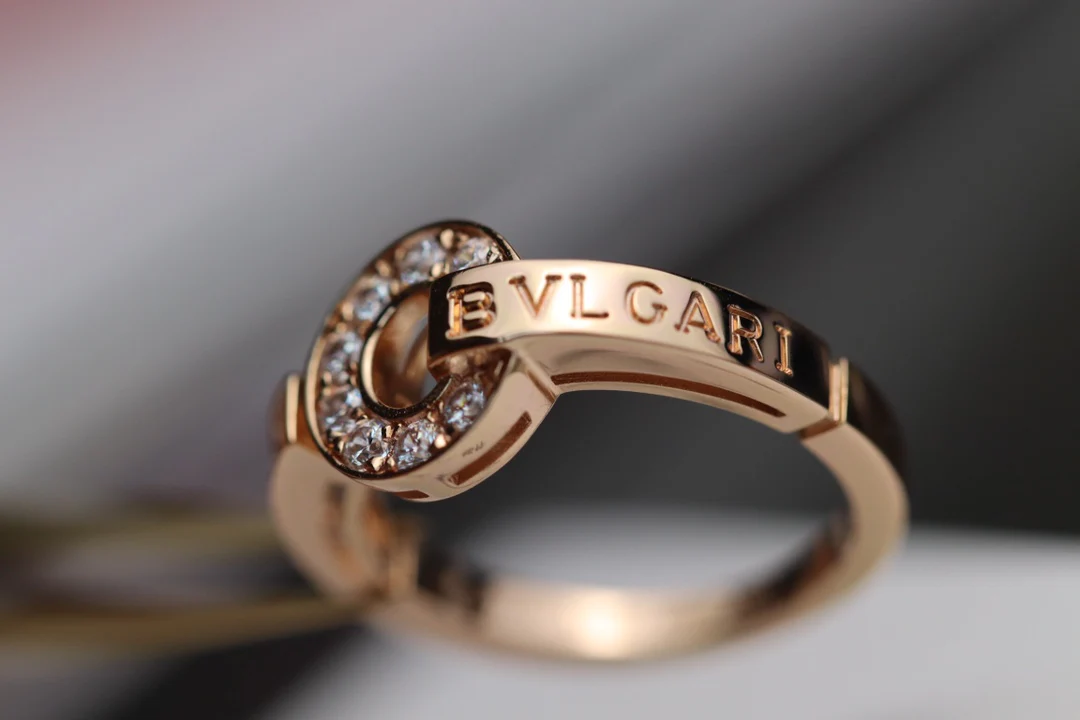 Кольцо Bvlgari 005