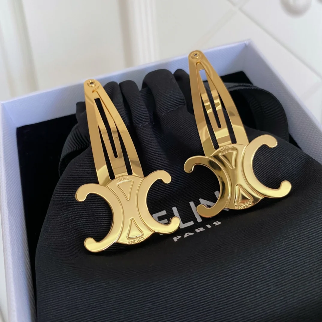 Заколка для волос Celine 001