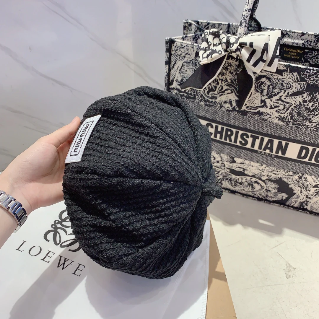 Новые поступления коллекции Miu Miu начала осени 2023 года - Берет - Шляпа художника - 1