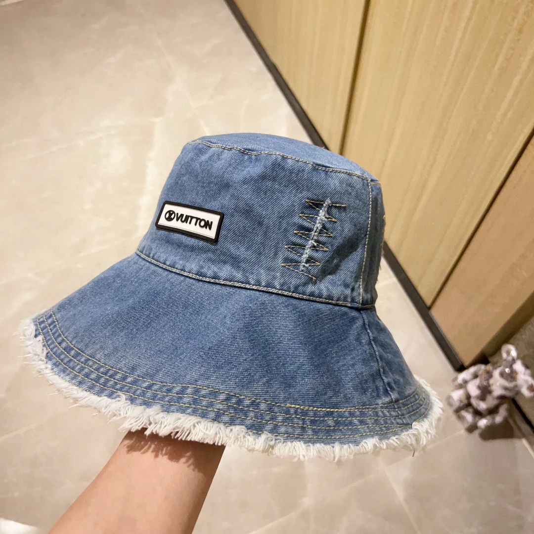Новинка сезона весна/лето 2023 от LV - Джинсовая панама