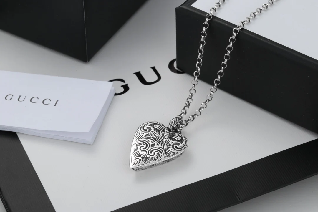 Gucci - Колье 032