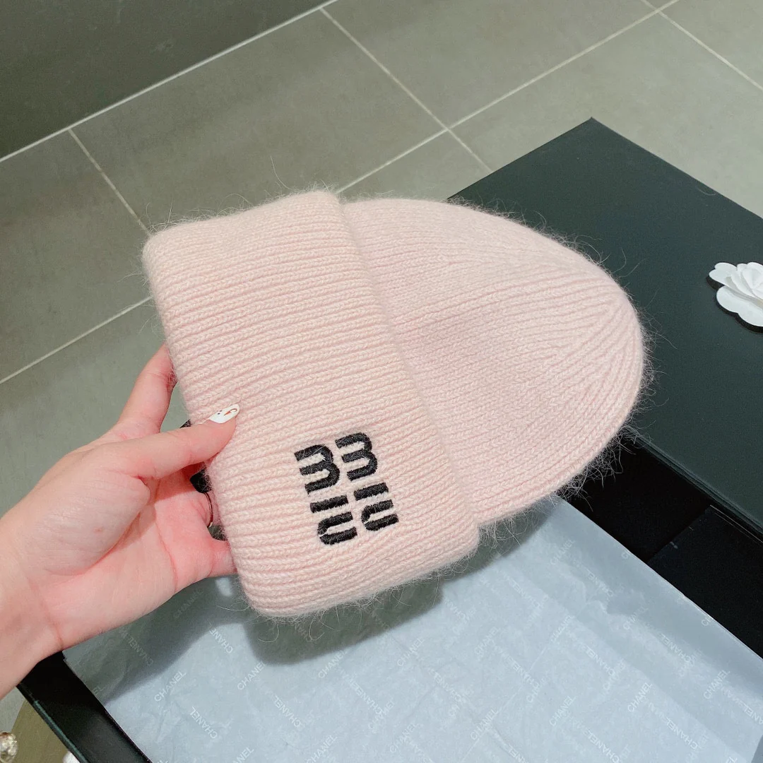 Miu Miu - Шапка из кроличьего меха - Розовая