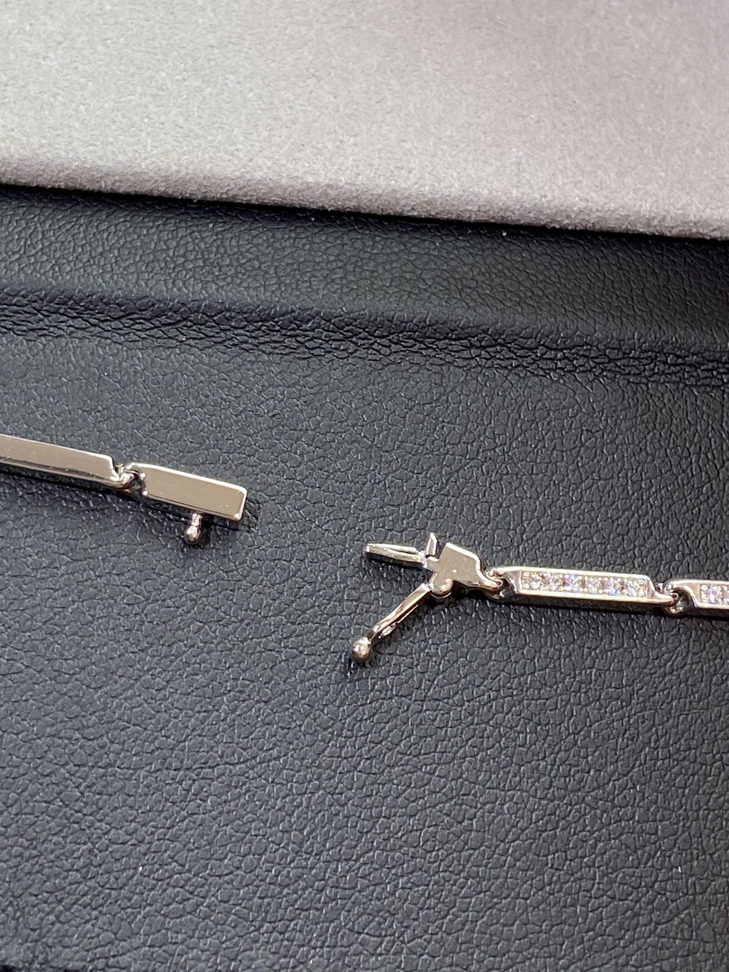 Cartier - Колье 060