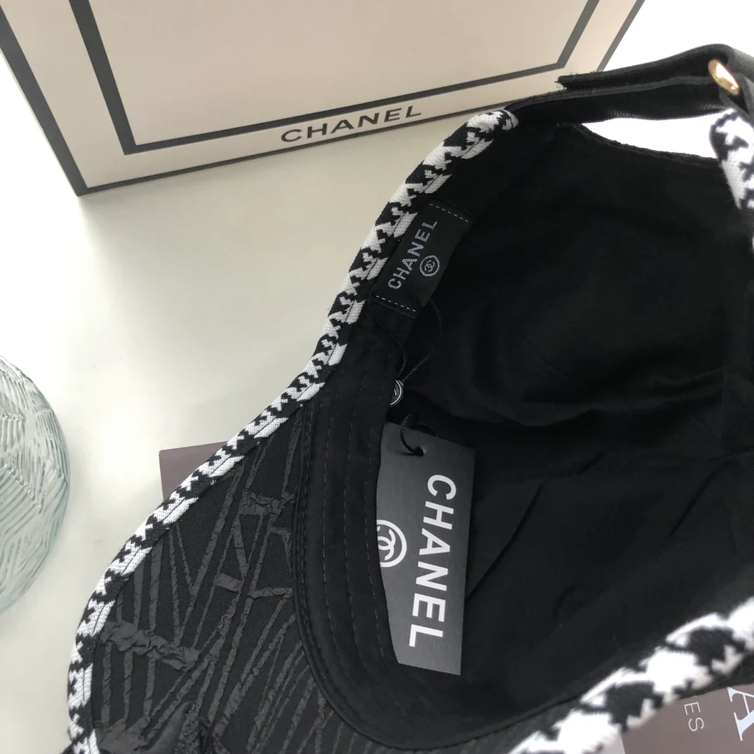 Chanel - Кепка-?утиный клюв? - 2