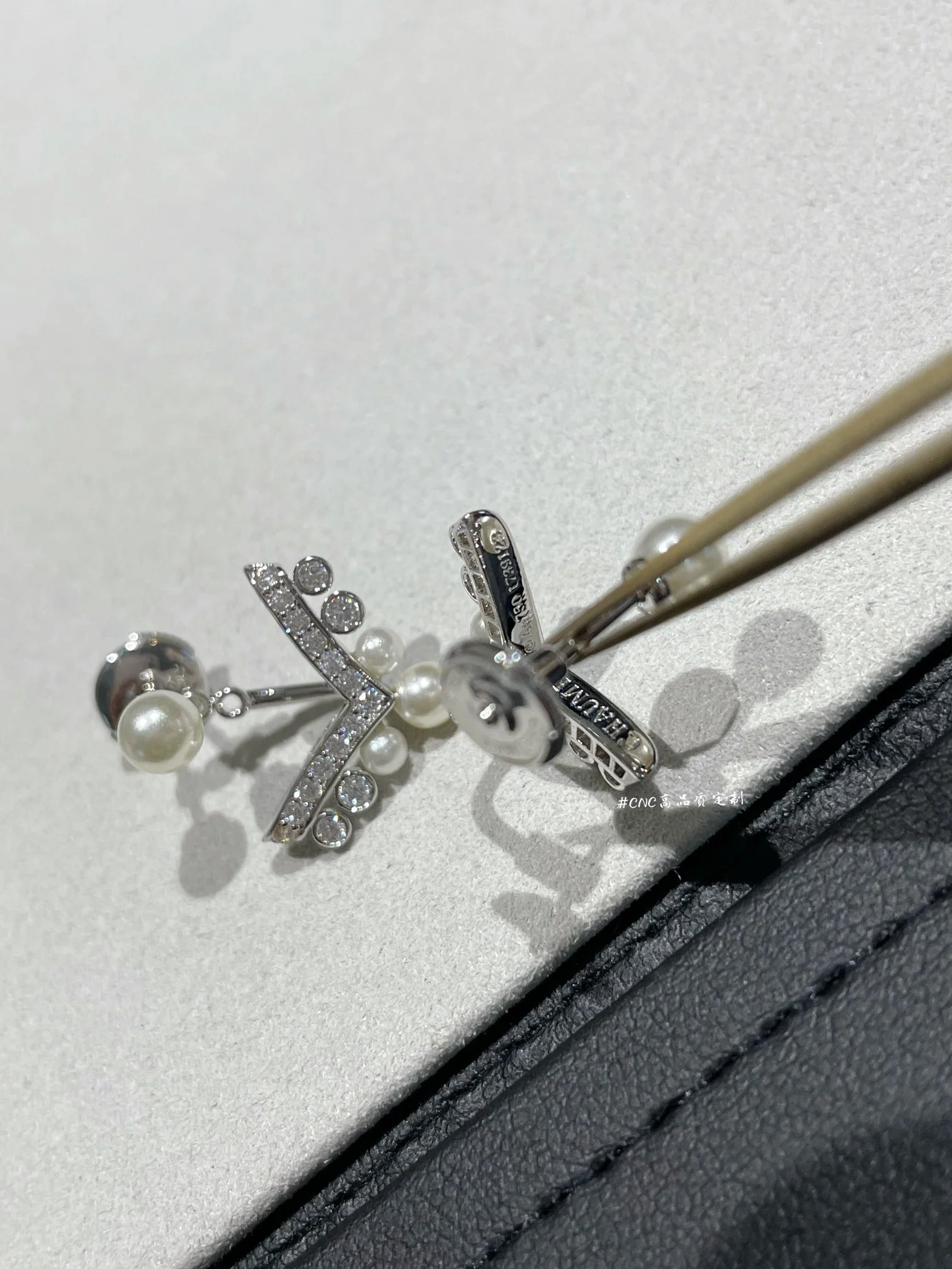 Серьги Chaumet 008