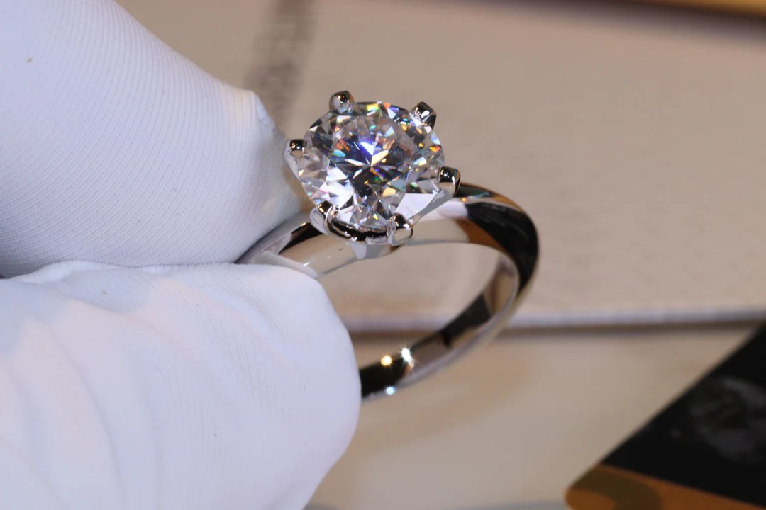 Кольцо Тиффани 044