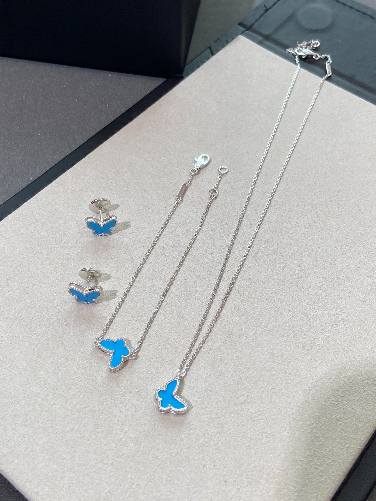 Ван Век - Колье 127