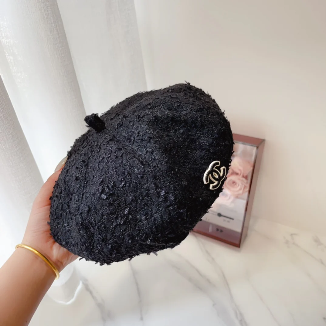 Chanel - Элегантный берет в стиле Chanel - Черный