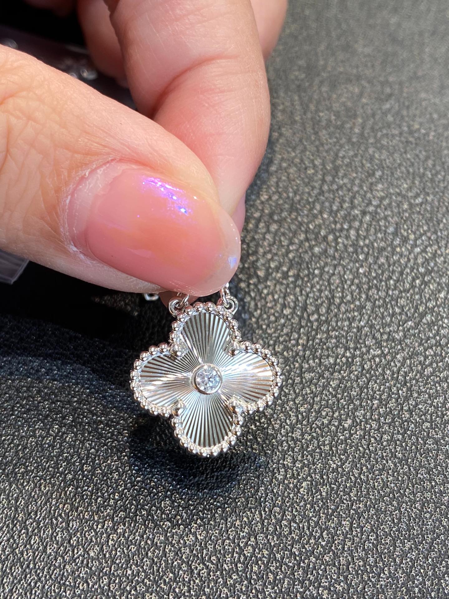 Ван Веккьо - Колье 133