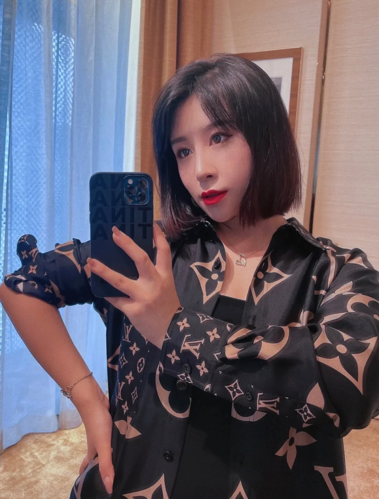 LV-Ожерелье 042