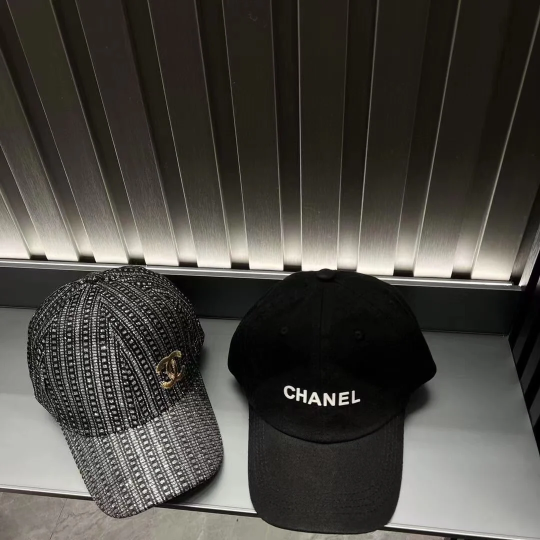 Chanel - Кепка-?утиный клюв? - 1