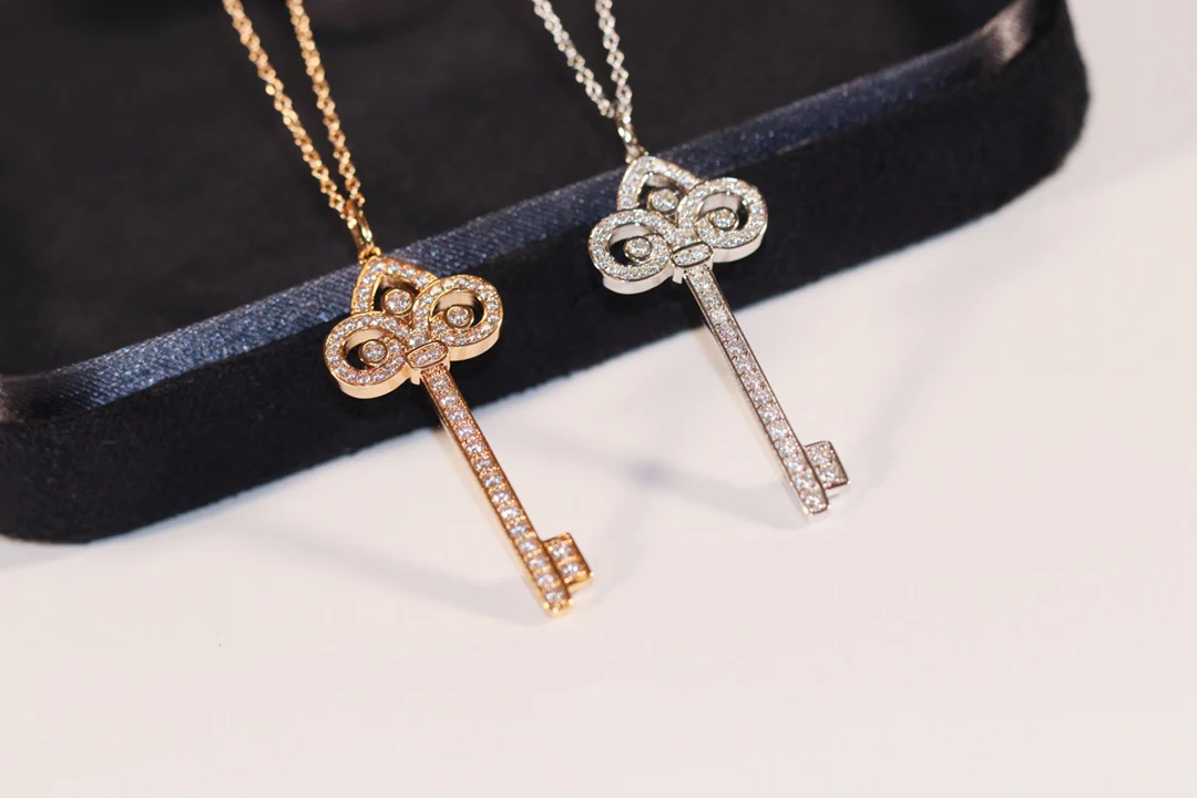 Колье Tiffany 079