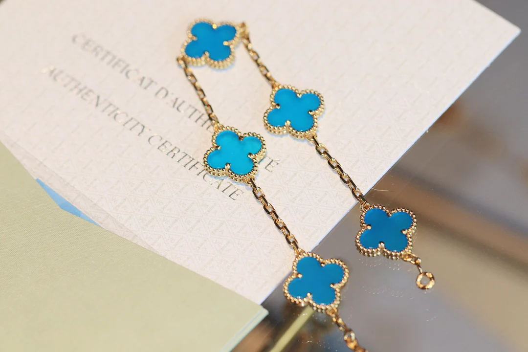 Браслет VCA - 17