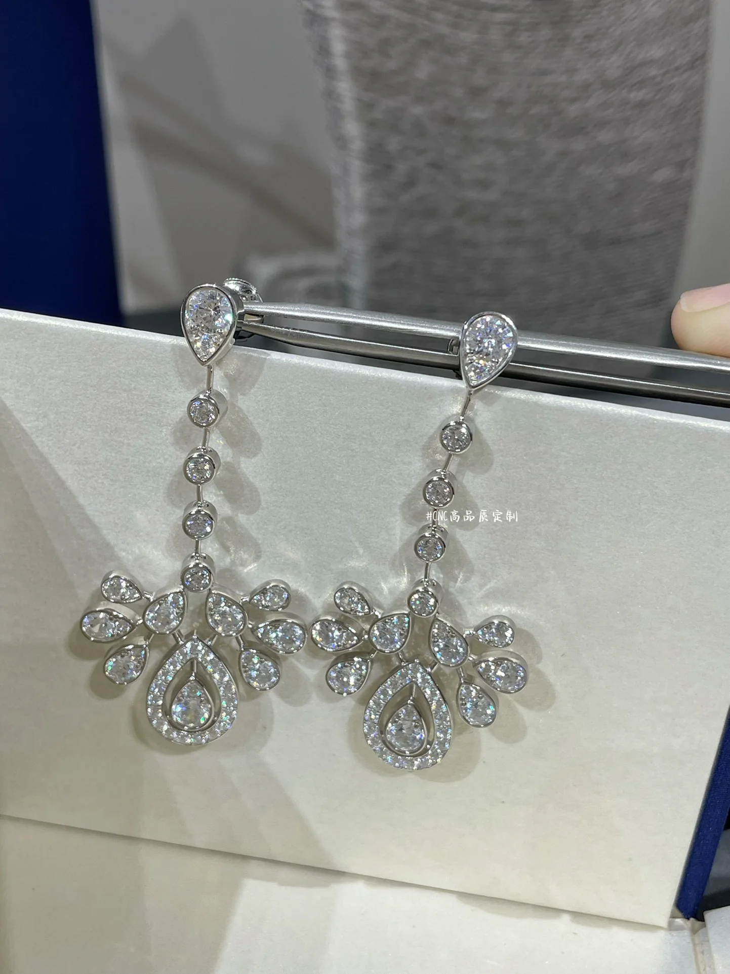 Серьги Chaumet 020