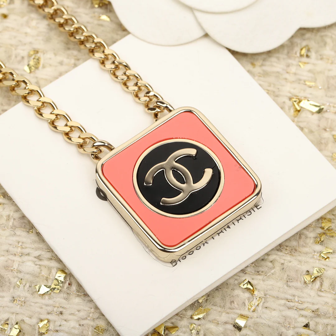 Колье Chanel 526