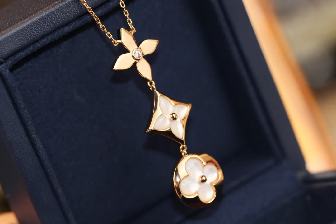 LV-Ожерелье 096