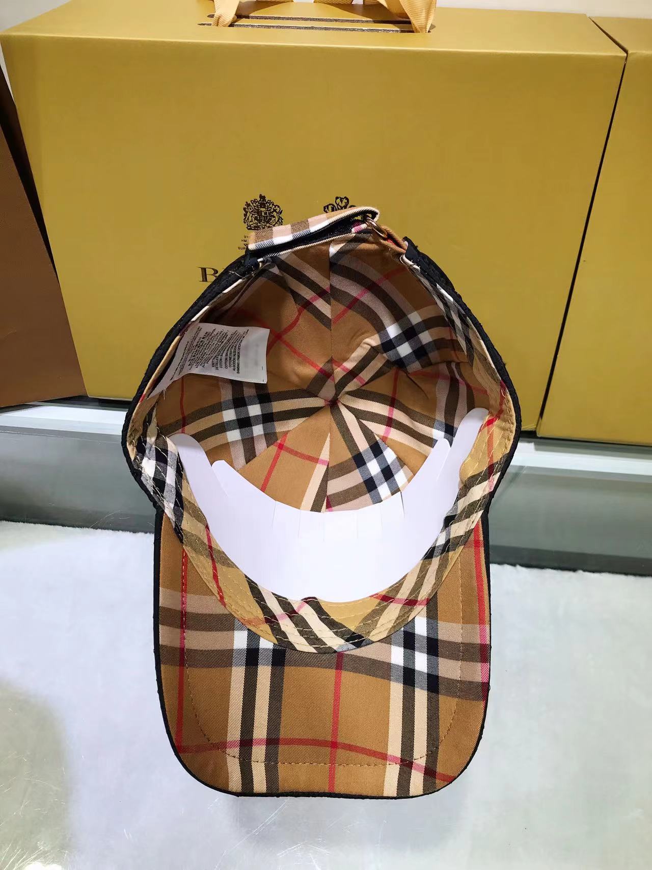 Бейсболка Burberry - 3