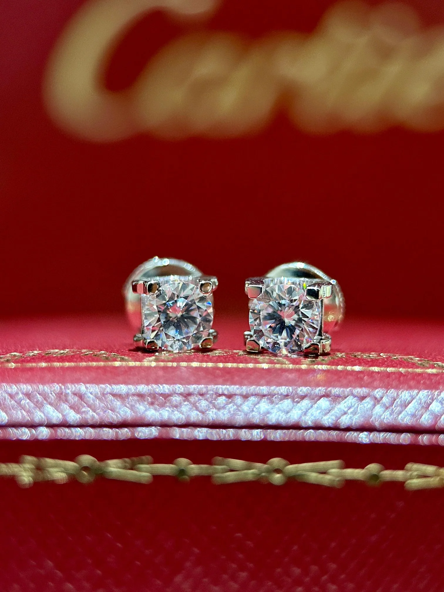 Серьги Cartier 013