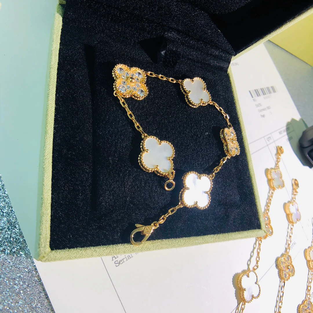 Браслет VCA - 8