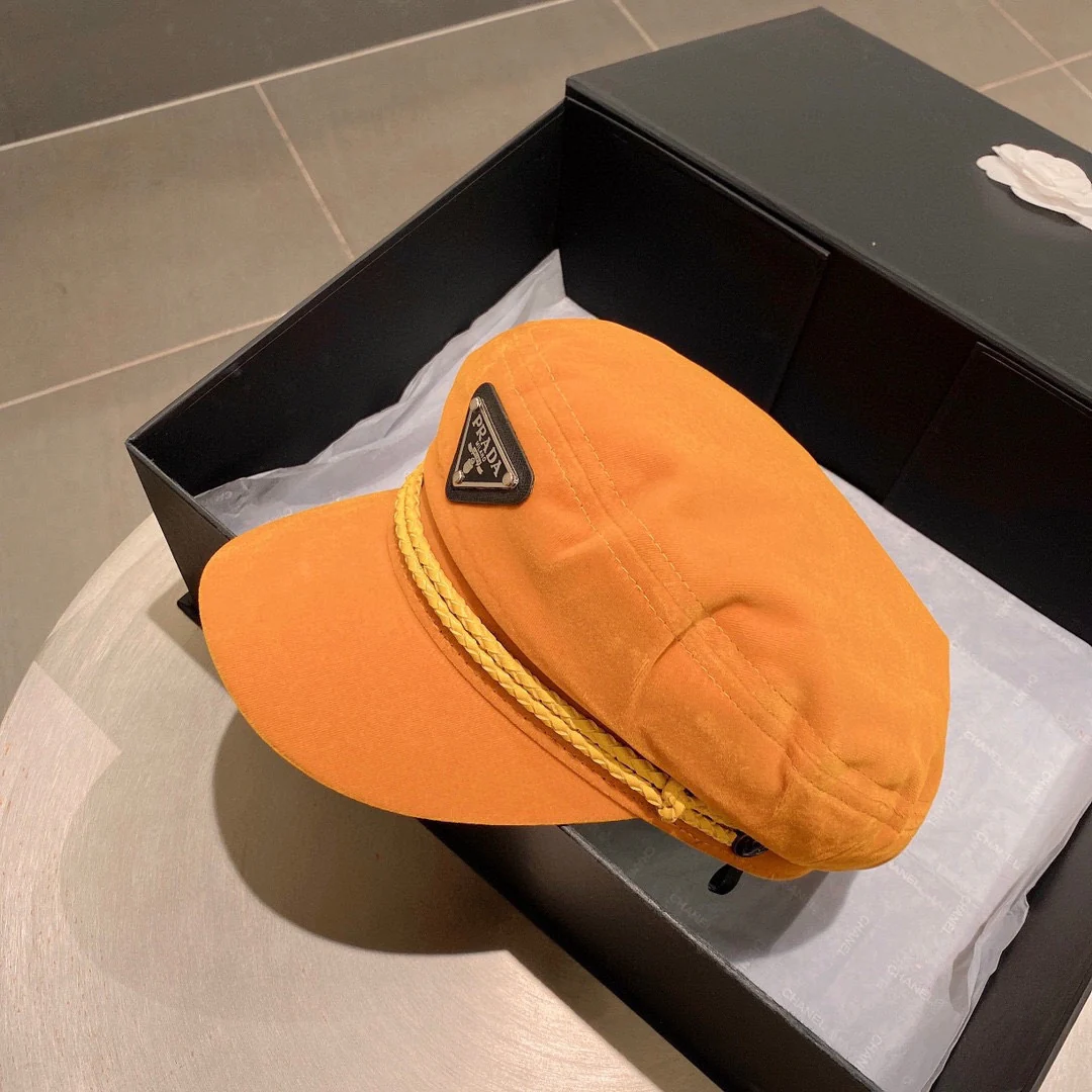 Кашемировая кепка Prada с козырьком - оранжевая