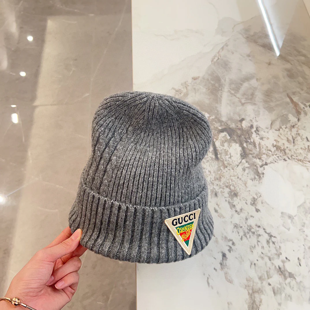 Вязаная шапка Gucci Classic Label - серая
