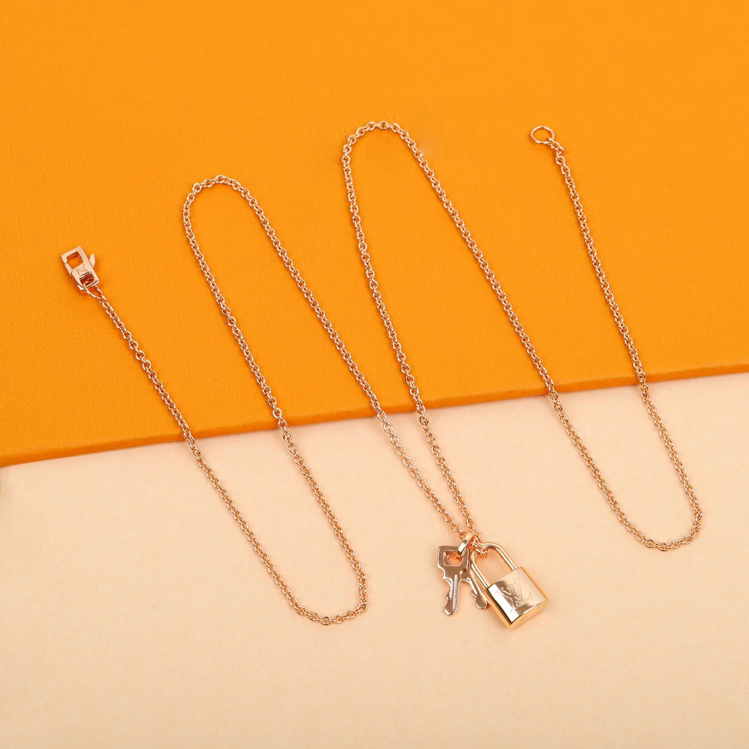 LV-Ожерелье 032