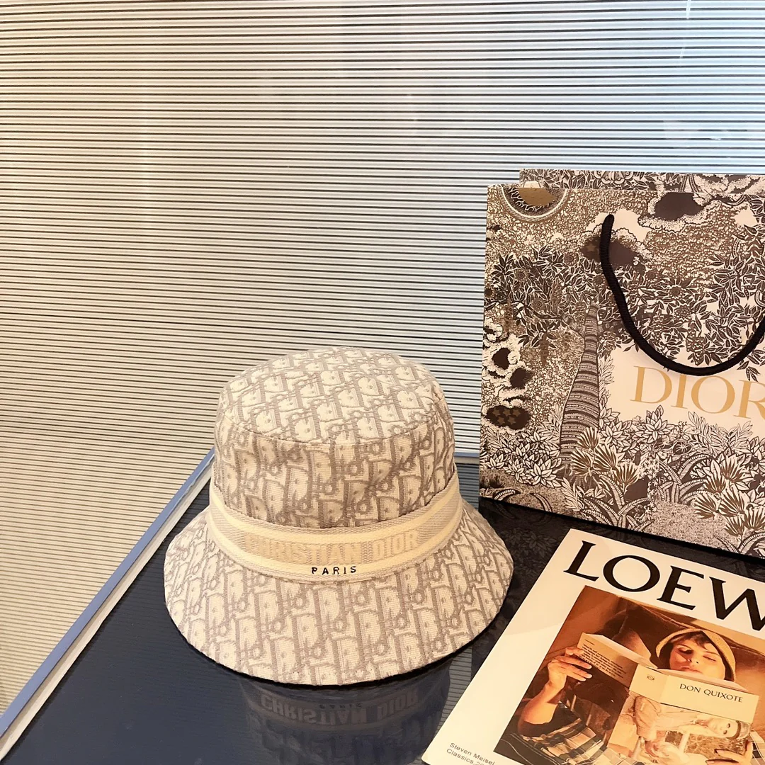 Dior - Панама в том же стиле, что и в бутиках - 2 цвета