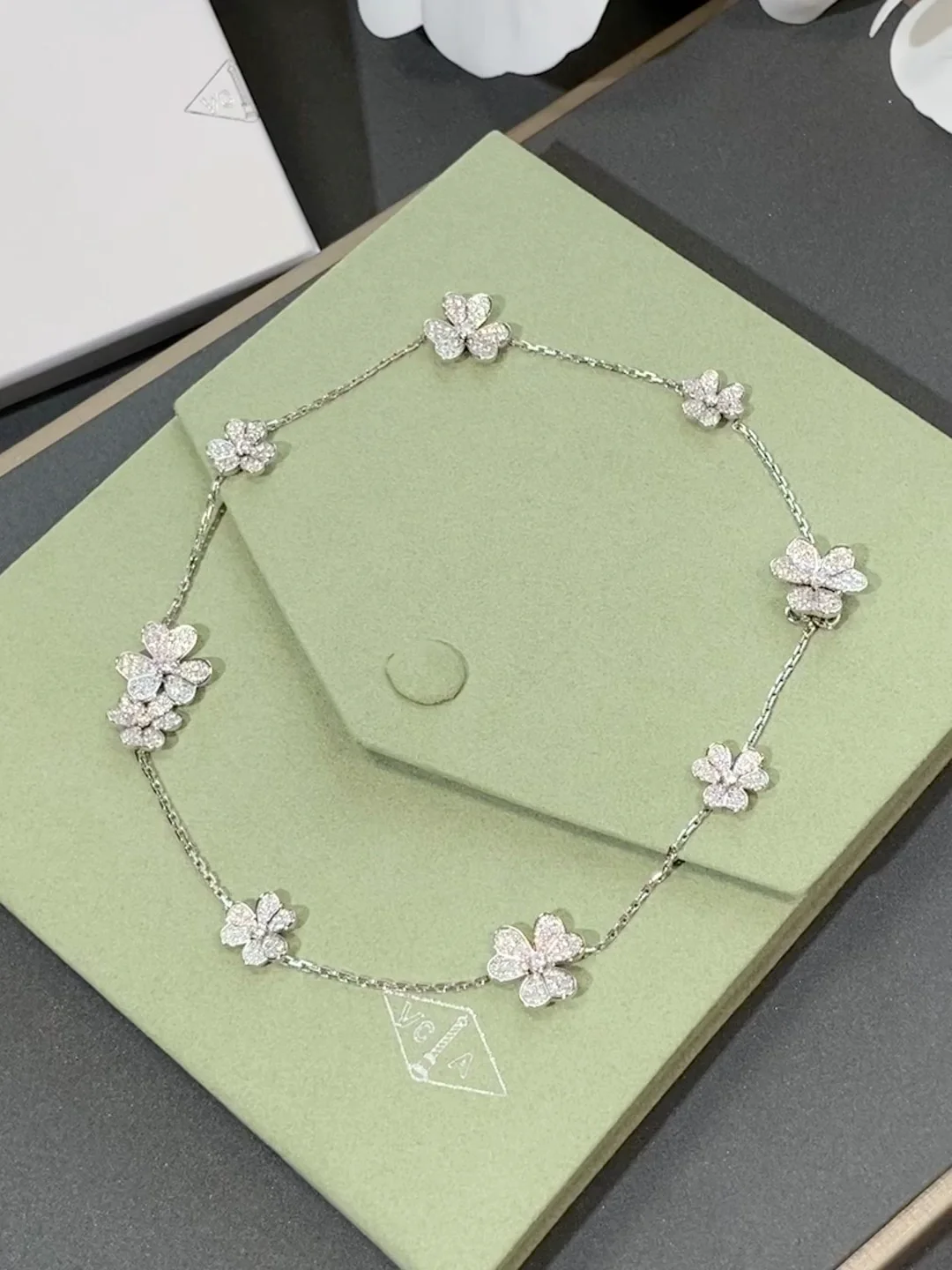 Van Ville - Колье 076