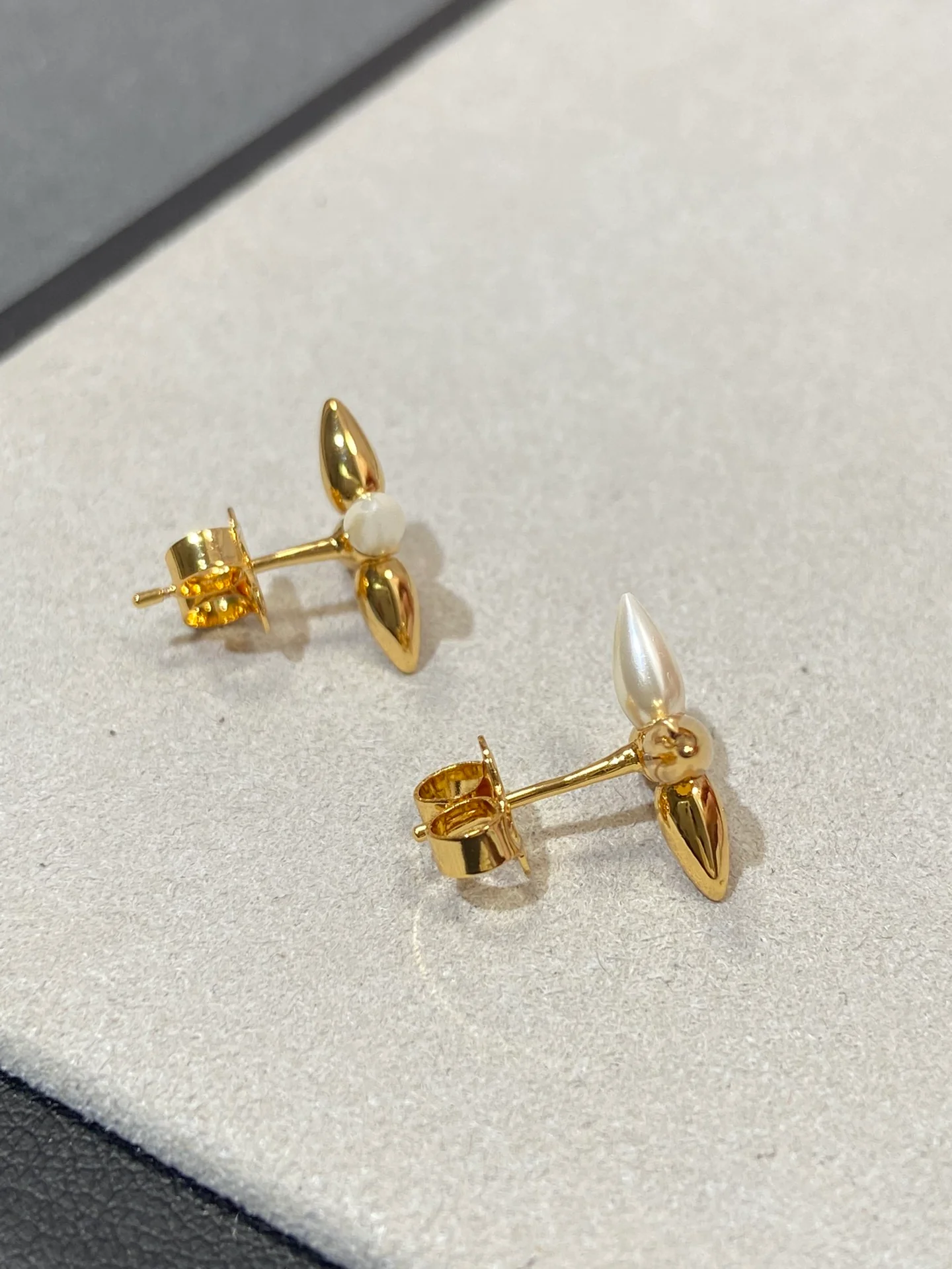 LV - Серьги 038