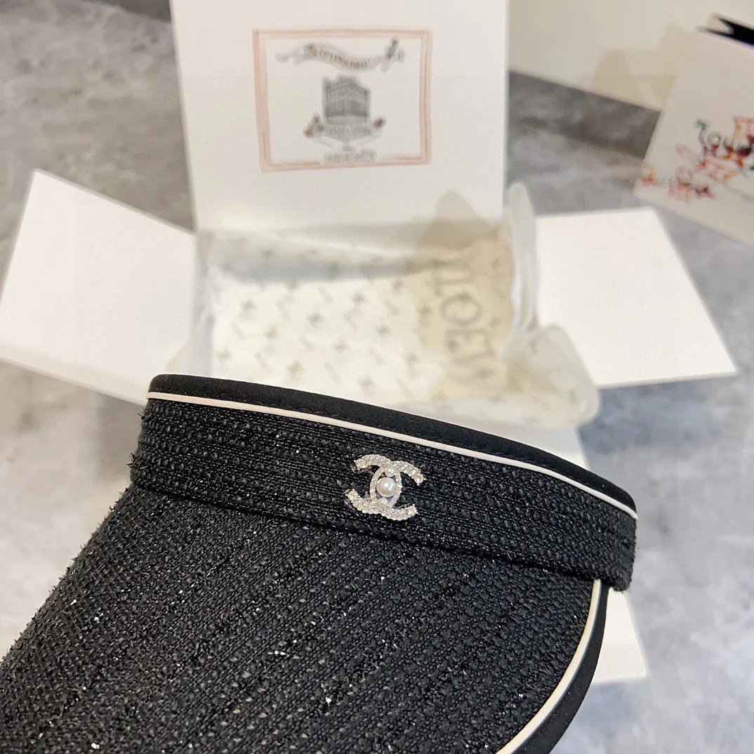 Шляпа от солнца Chanel 2024 Summer New Pearl Logo Sequin Sun Hat - Black
