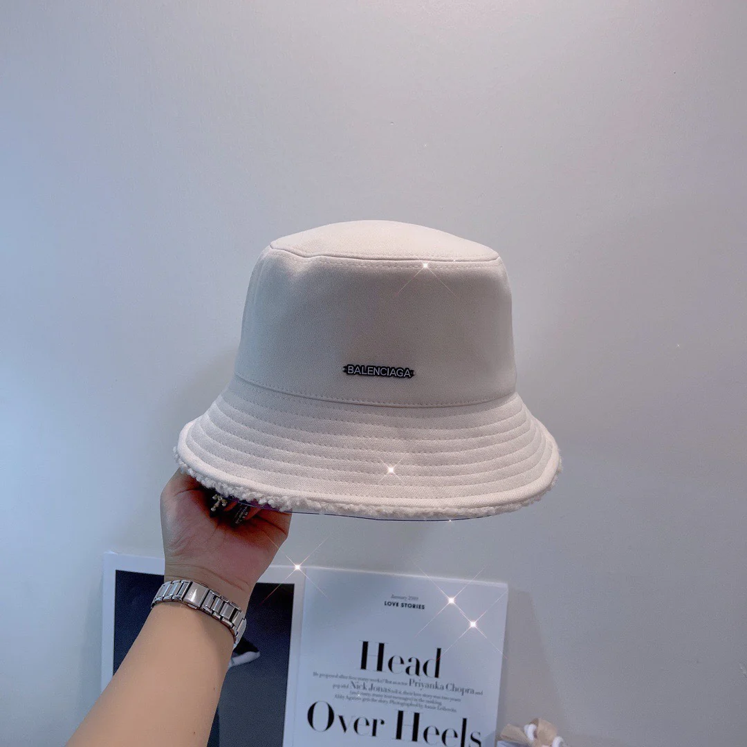 Balenciaga - Двусторонняя рыбацкая шляпа из овчины - Белая