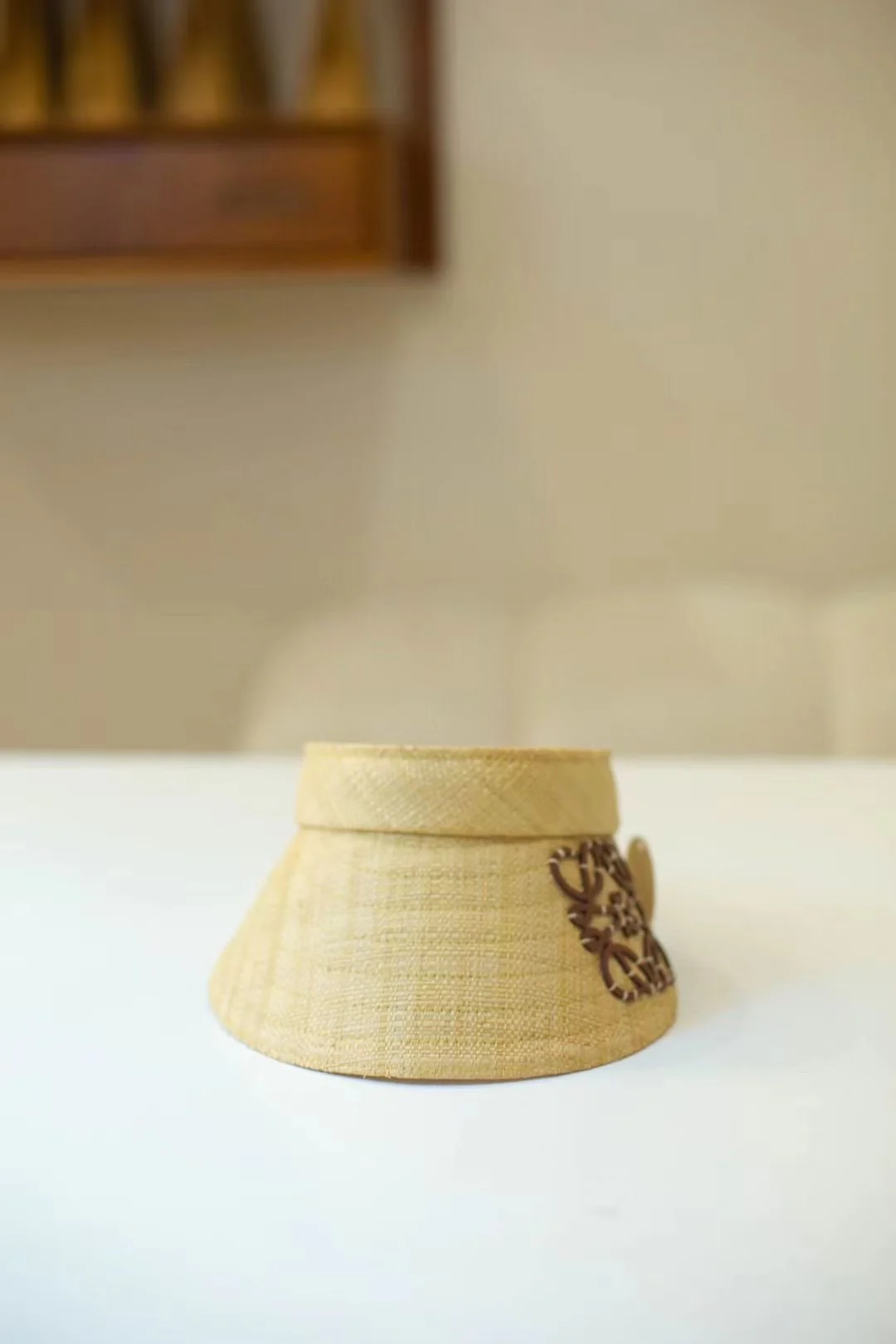 Летняя плетеная шляпа от солнца LOEWE