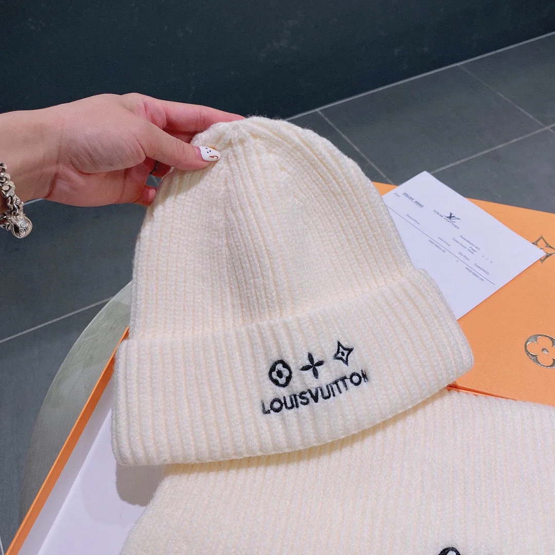 LV - Шерстяная вязаная шапка-бини - Унисекс - Белая