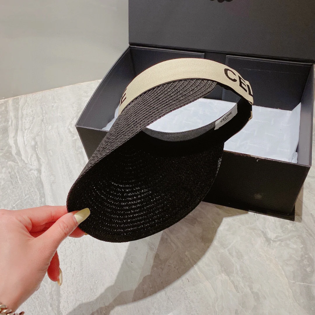 Соломенная шляпа Celine с открытым верхом