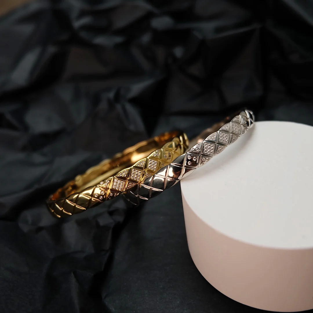 Браслет Chanel 109