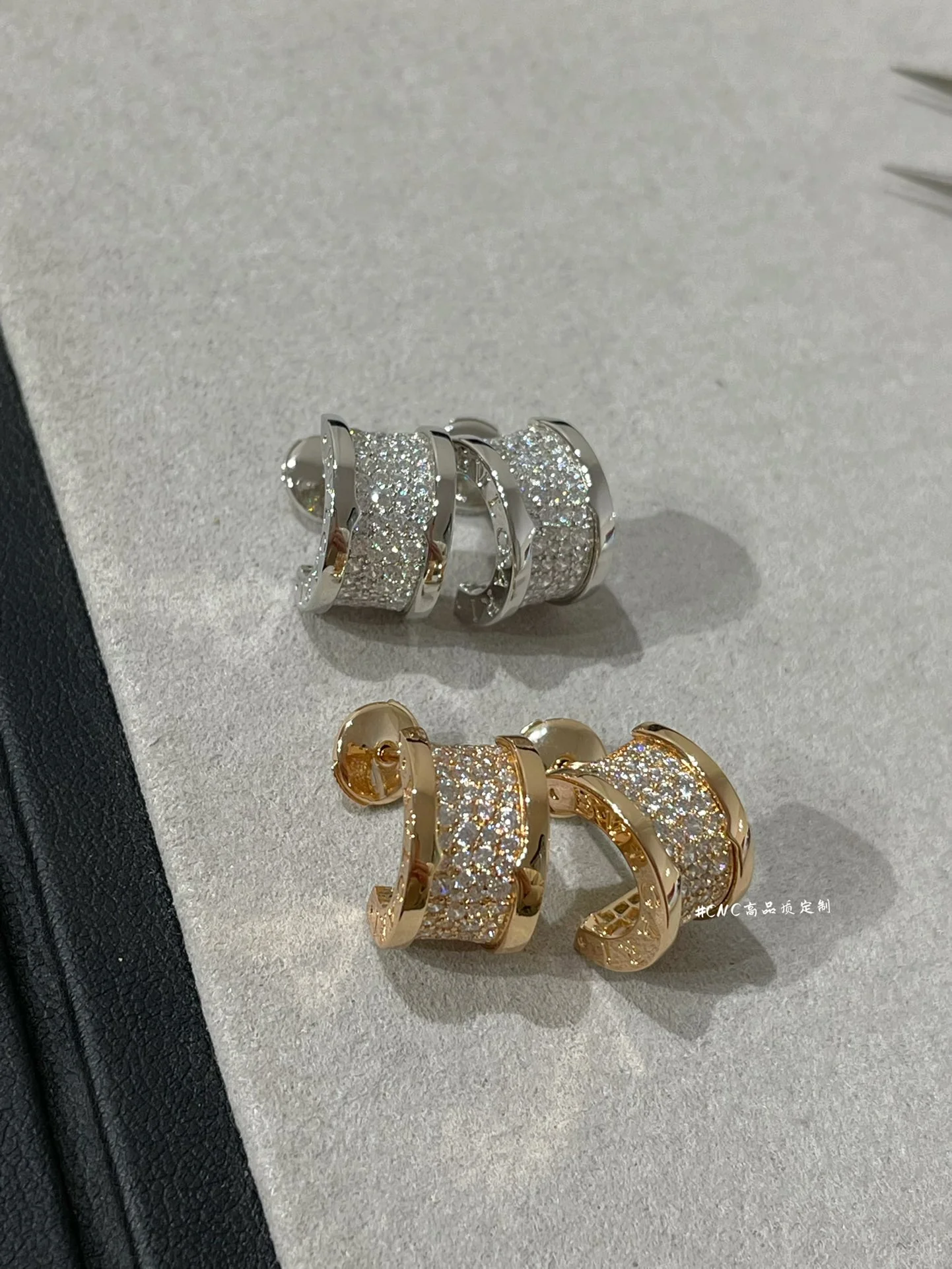 Серьги Bvlgari 015