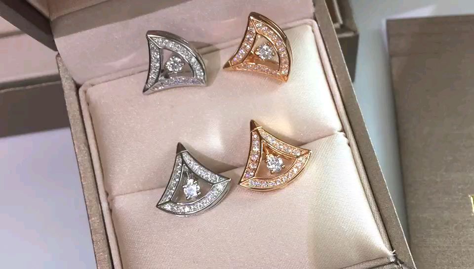 Серьги Bvlgari 025