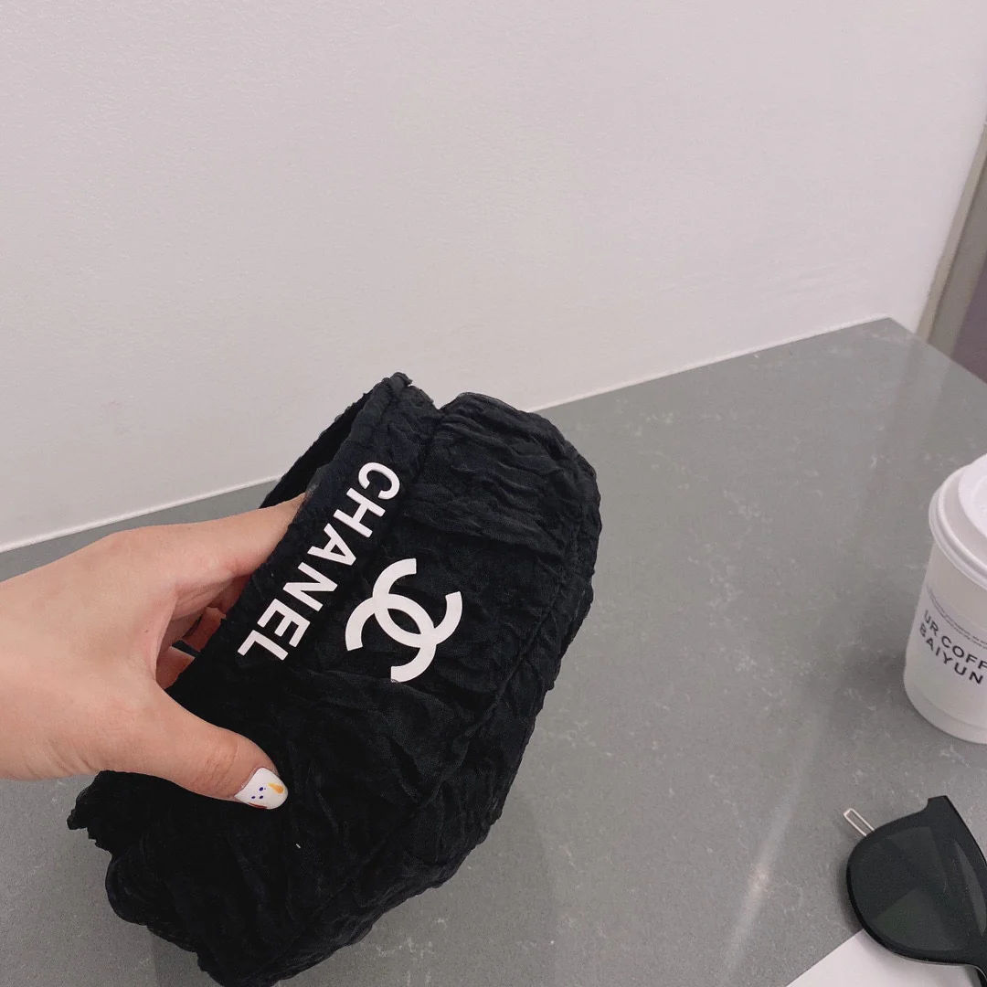 Chanel - Сетчатый берет - Черный