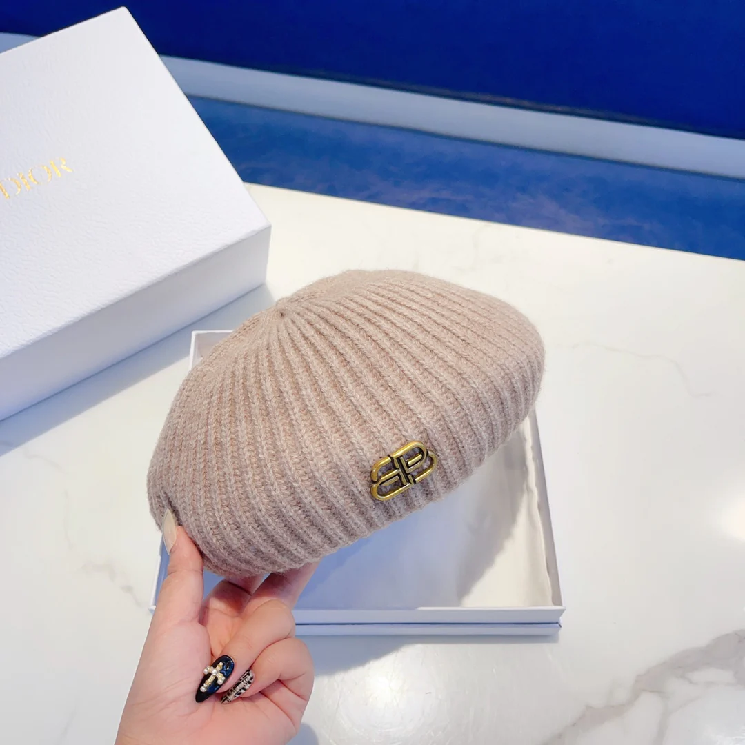 Balenciaga - Вязаный берет